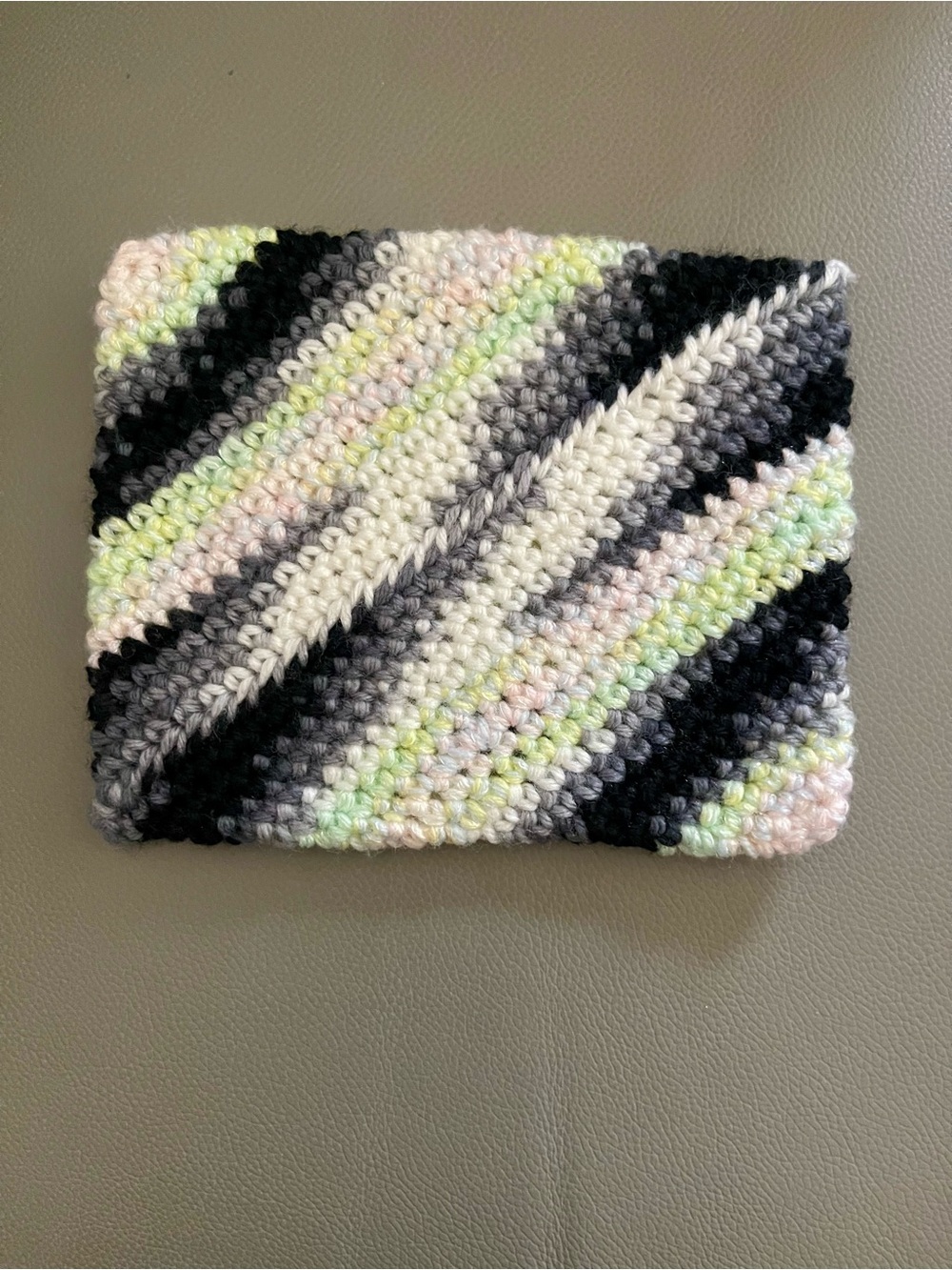 VTG Handmade Multicolor Crochet Pot Holder Hot Pad Trivet, Approx. 5.5” x 7”